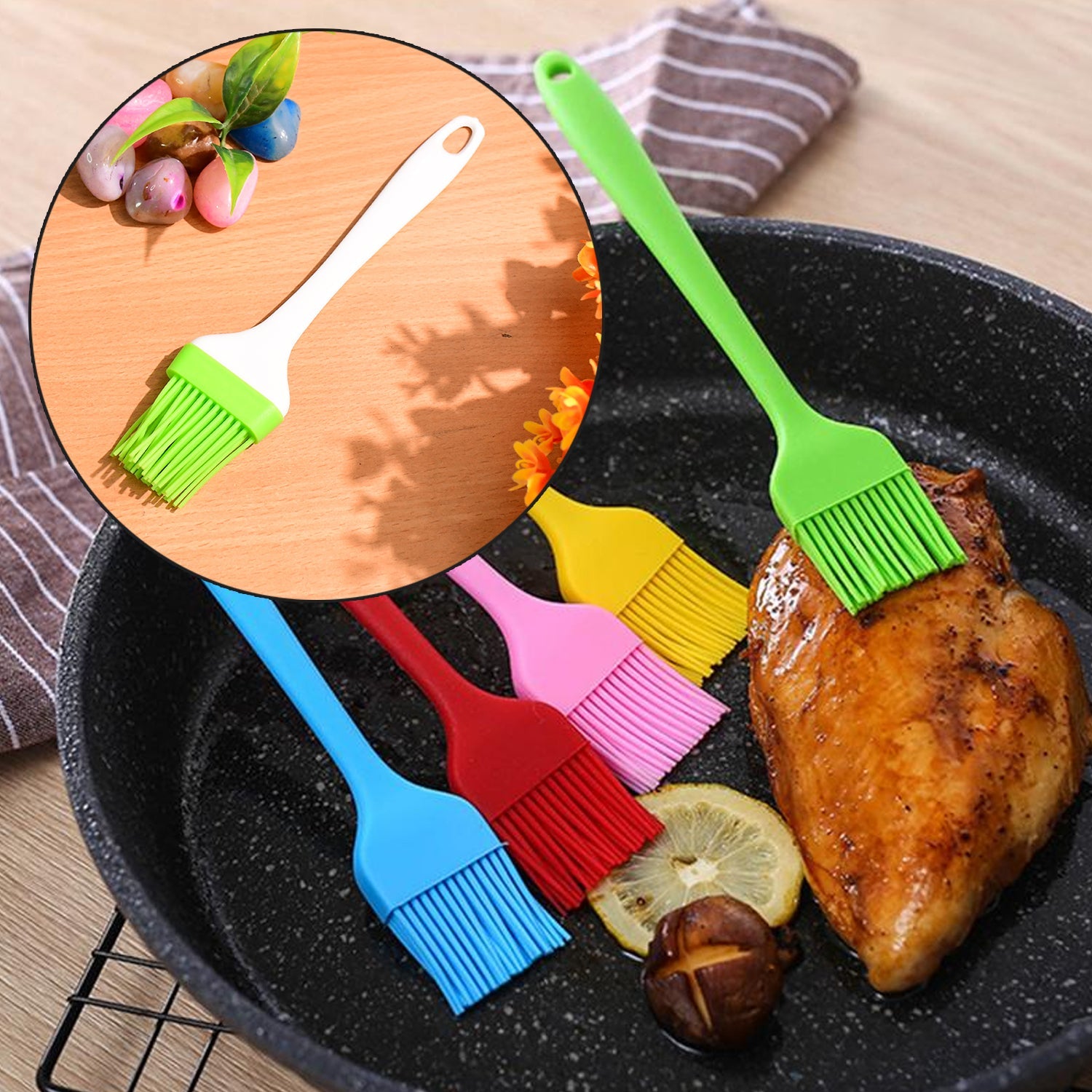 Silicone Kitchen Oil Spatula Brush with Handle Pastry / Cake Brush (17 cm / 1 Pc) Silicone Kitchen Oil Spatula Brush with Handle Pastry / Cake Brush (17 cm / 1 Pc)